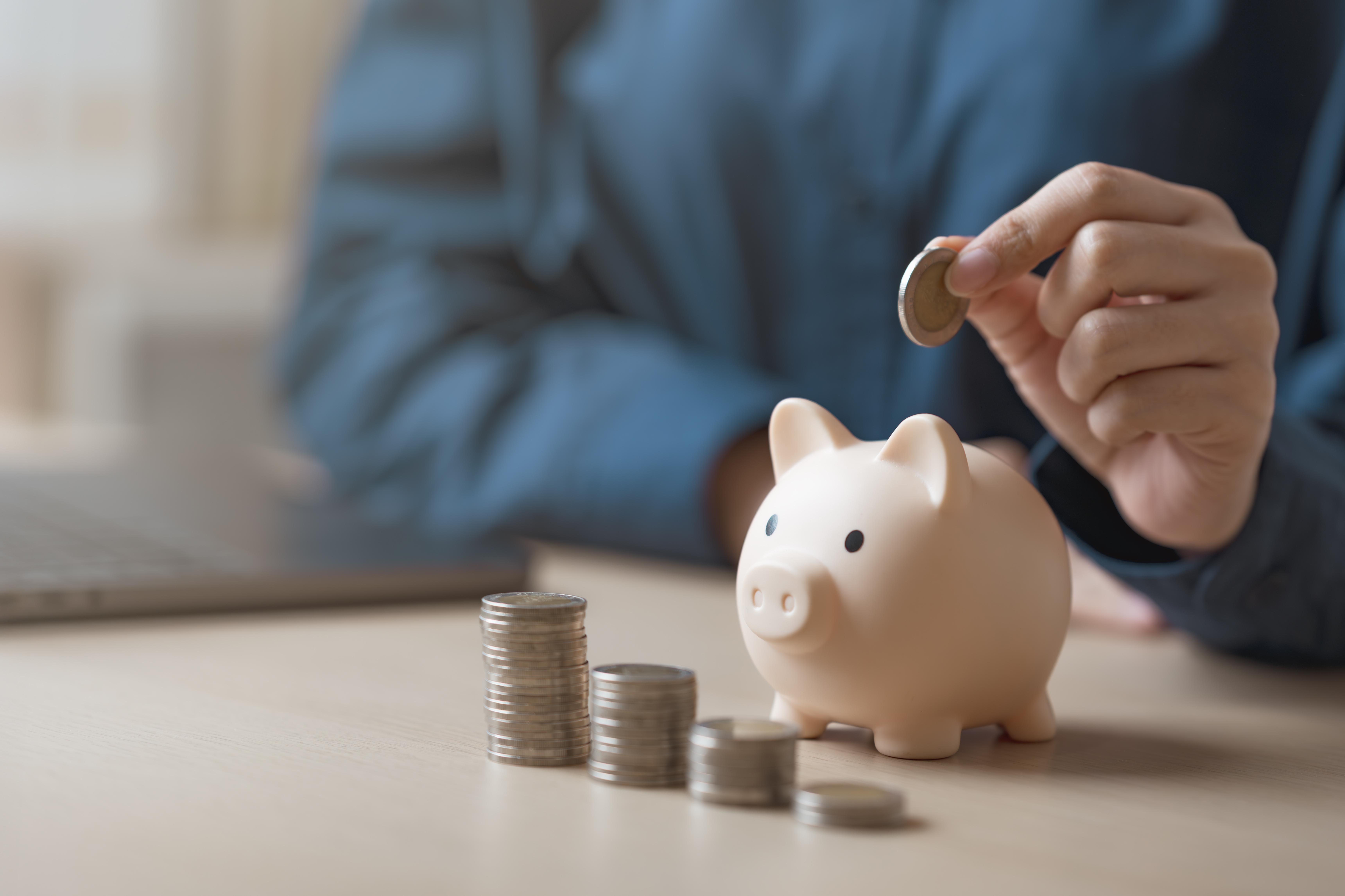 Fundo de emergência: quanto deve ter guardado antes de pedir crédito